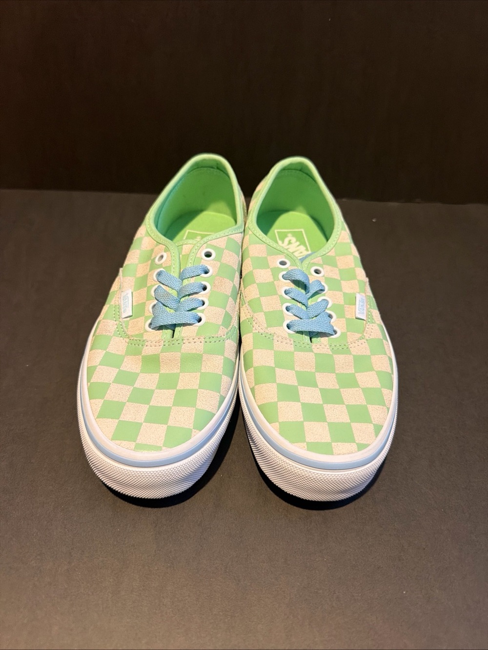Vans Shoes Unisex Checkered Boards Pistachio Women Size 9 Men Men Size 7.5 READ